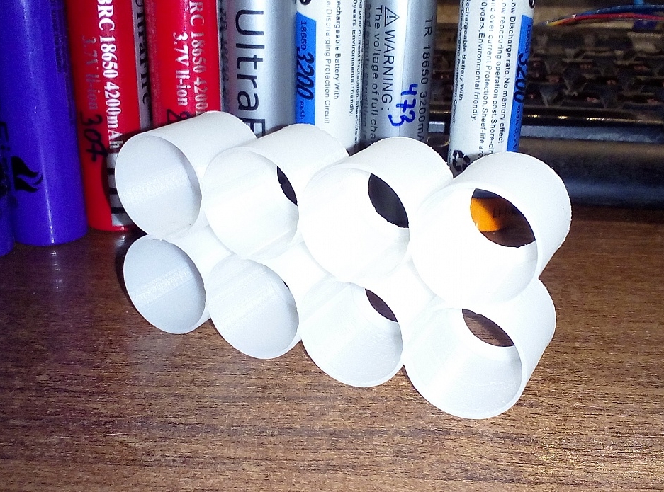 18650 pil için düzenleyici (Plastik Aparattır!!!)