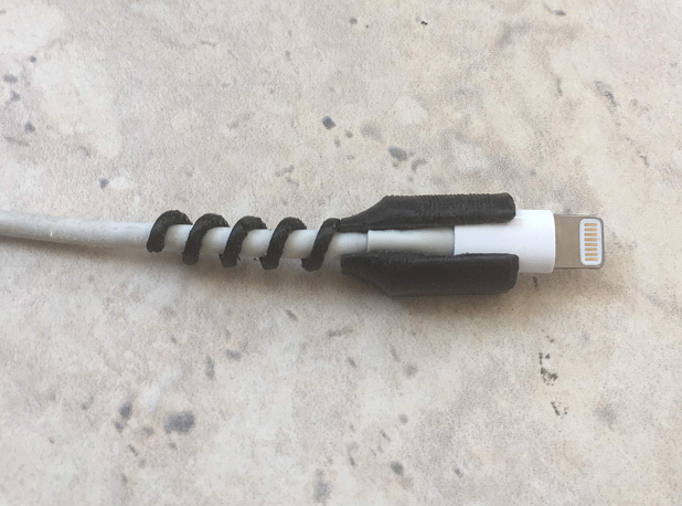 iPhone kablo koruması (Plastik Aparattır!!!)