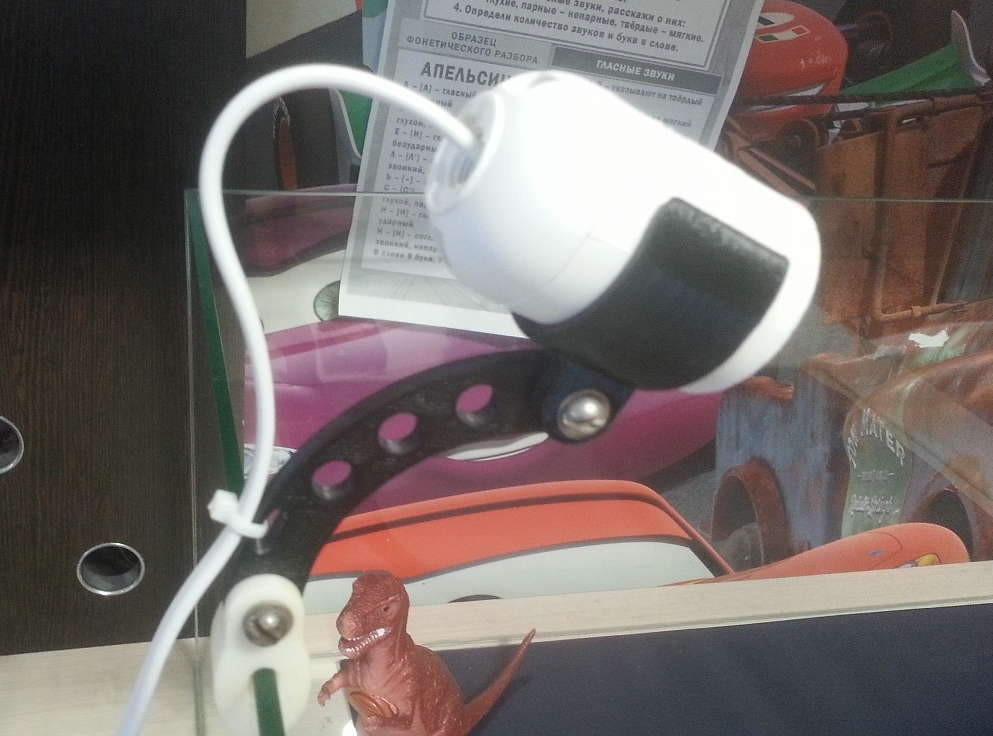 Teraryum için UV lamba tutucusu (Plastik Aparattır!!!)