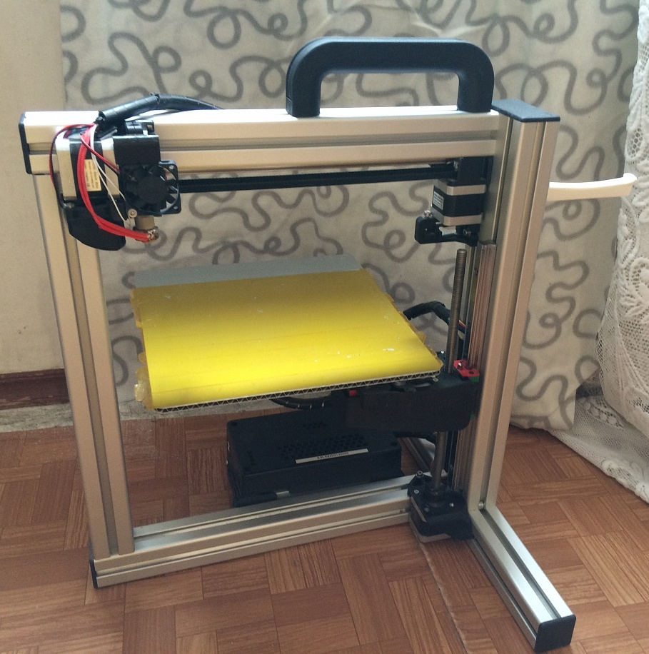 Продаю 3d принтер Felix 3.0