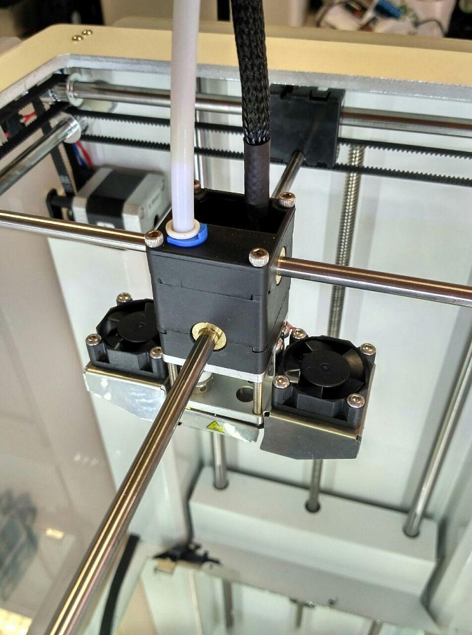 3D принтер Ultimaker 2+ Extended 3D принтер Ultimaker 2+ Extended