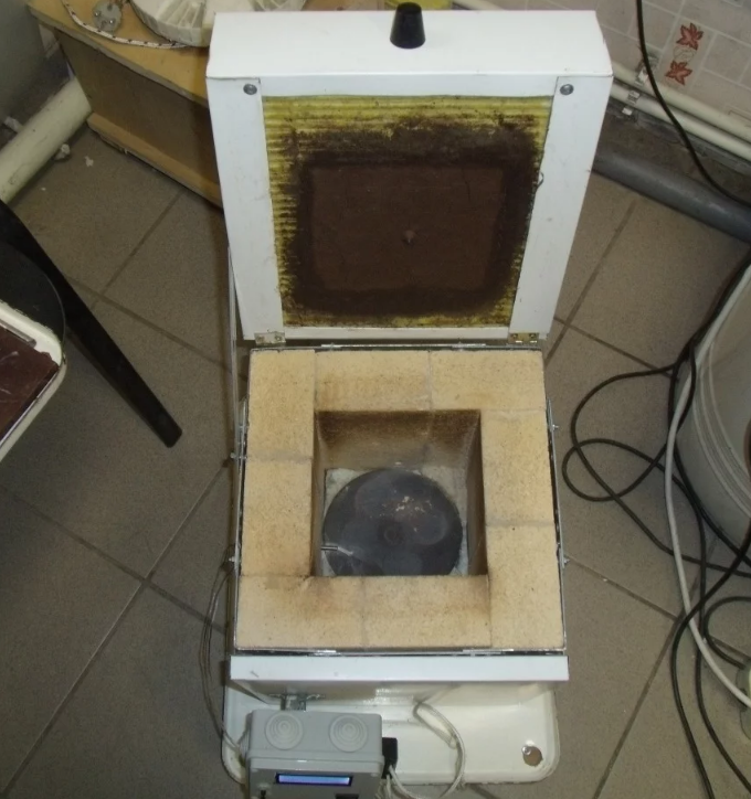 Муфельная печь с программируемым контроллером