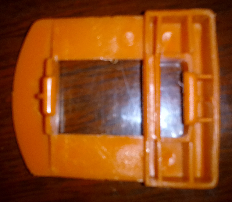 копия крепления чемадана из пластика