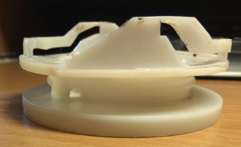 Нужна модель такой детали. Это катушка для стартера мотобура.