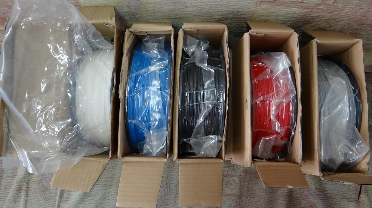 Продам катушки с HIPS