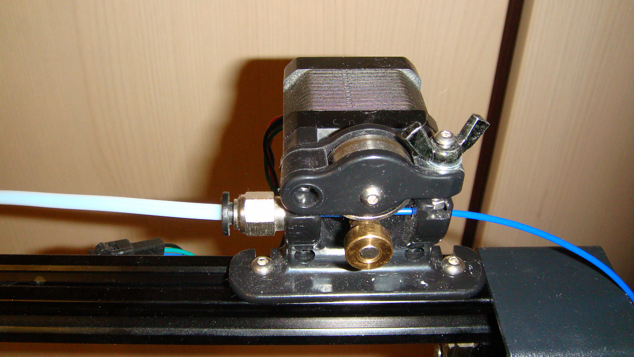 Продам 3D принтер Micromake C1 переделан полностью на рельсы (китай 5хMGN12)