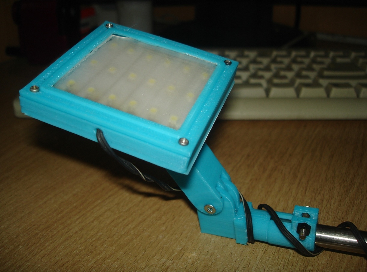 3 el için lamba (Plastik Aparattır!!!) 3 el için lamba (Plastik Aparattır!!!)