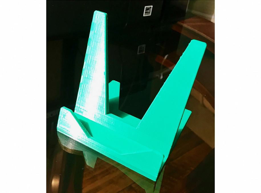 Basit tablet standı (Plastik Aparattır!!!)