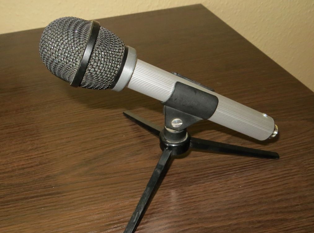 Самодельный микрофон. Микрофон Октава ламповый. Ламповый конденсаторный микрофон. Самодельный конденсаторный микрофон.