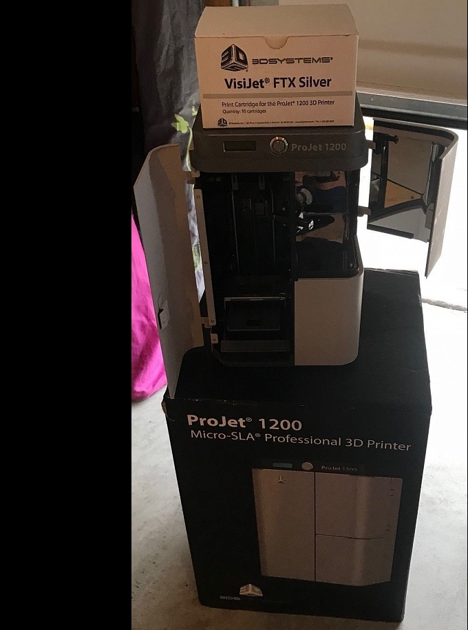 Продам Projet 1200 1200