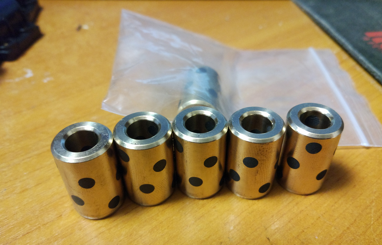 Подшипники линейные, втулки латунные с графитом