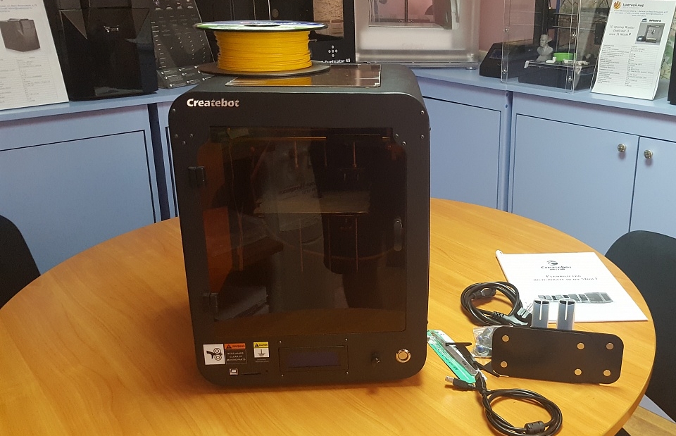 Продаем CreatBot Mini I (два экструдера)