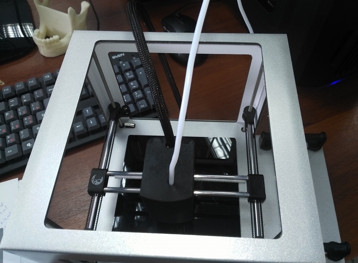 Продам в умелые руки принтер Cyberon CyberMicro