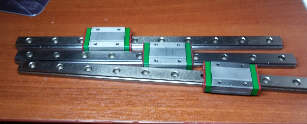 MGN12 (250мм)  MGN12 (250мм)