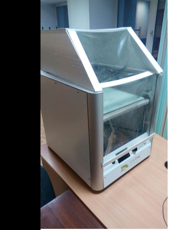 3D принтер Leapfrog Creatr HS