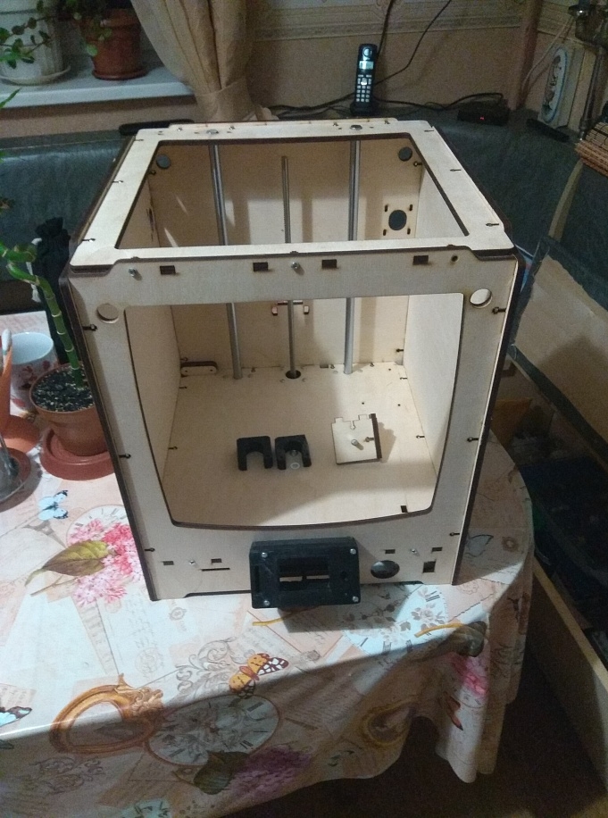 Корпус фанерный продам я. 