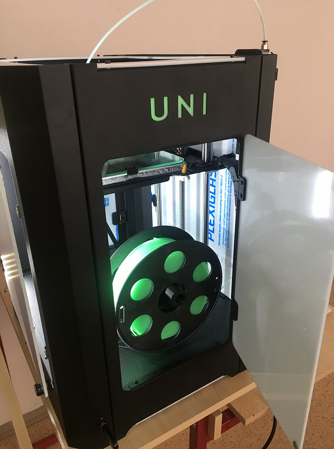 Продам новый 3D принтер UNI 