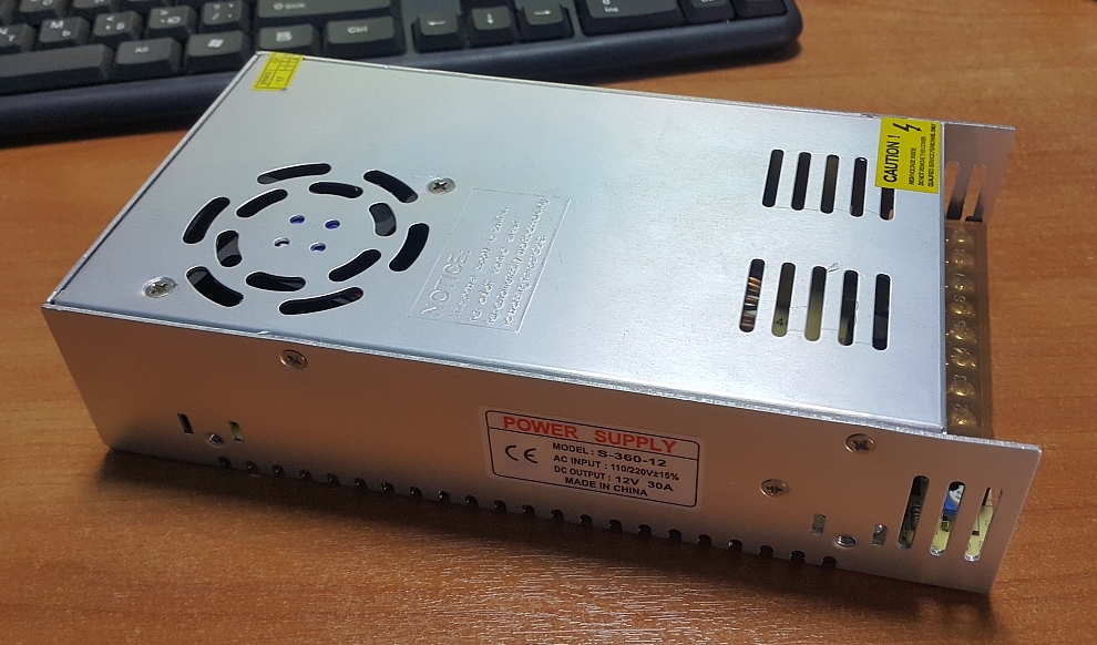 Продается блок питания 12V 360W