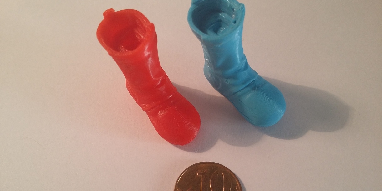 Продам знаменитый американский 3D Принтер MakerBot Replicator 2X 2 экструдера + 4 катушки пластика Продам знаменитый американский 3D Принтер MakerBot Replicator 2X 2 экструдера + 4 катушки пластика