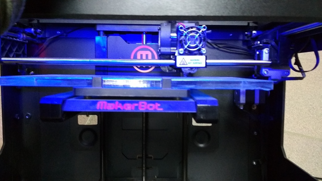 3D Принтер MakerBot Replicator 2 3D Принтер MakerBot Replicator 2