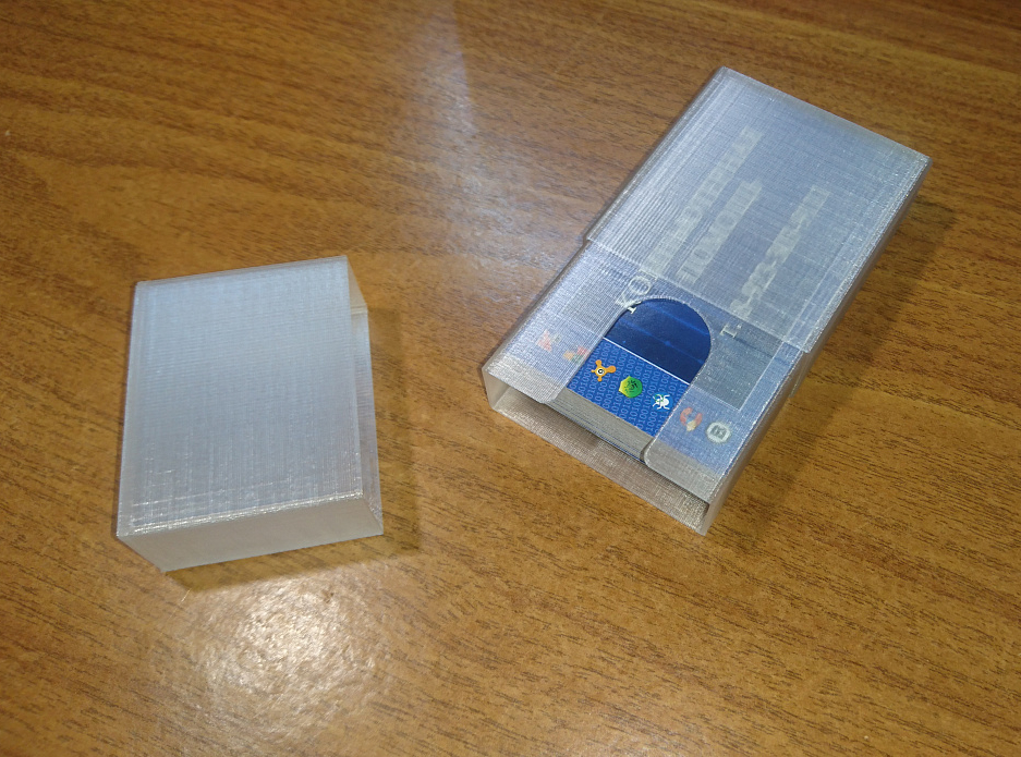 Kartvizitler için kutu. Kartvizit sahibi. (Plastik Aparattır!!!)