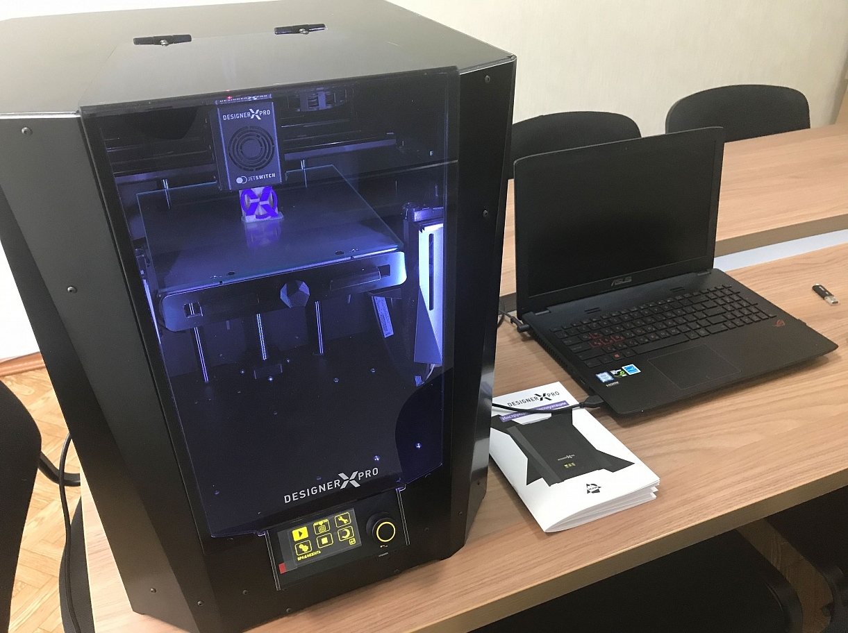 Продам 3D принтер