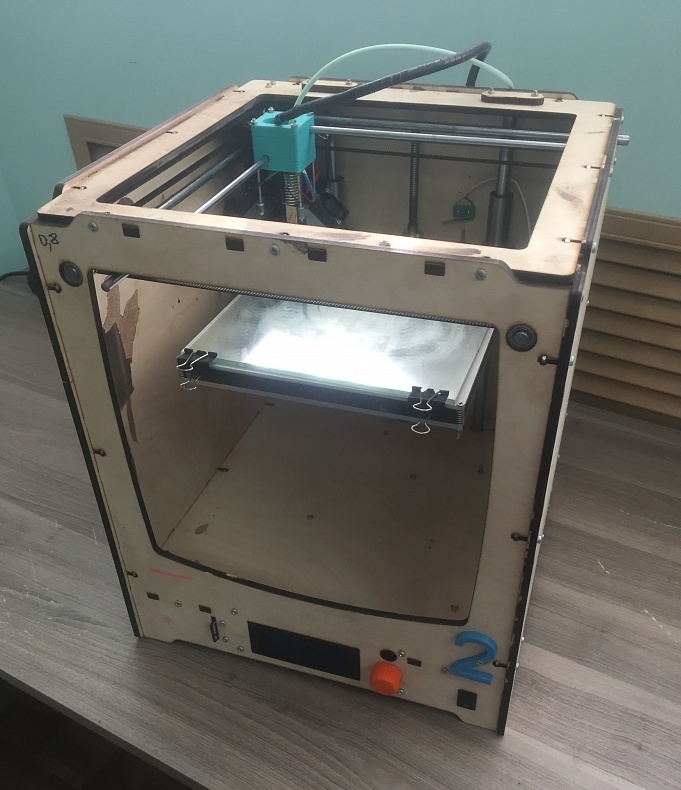 3D Принтер. Клон Ultimaker фанерный корпус.