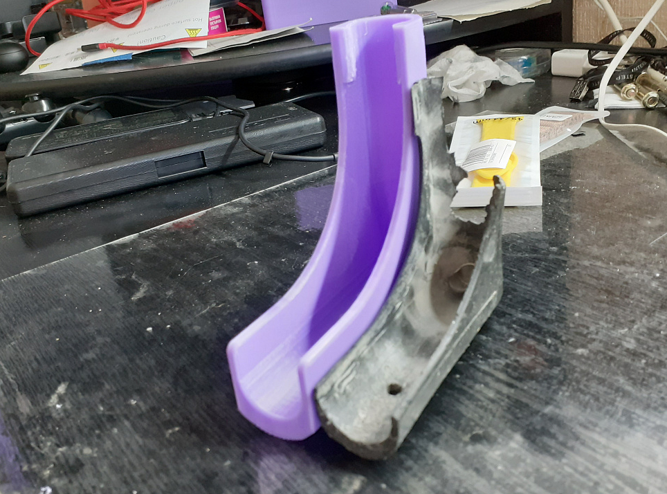 "Sibiryachka" merdiveni için destek ayağı (Plastik Aparattır!!!)