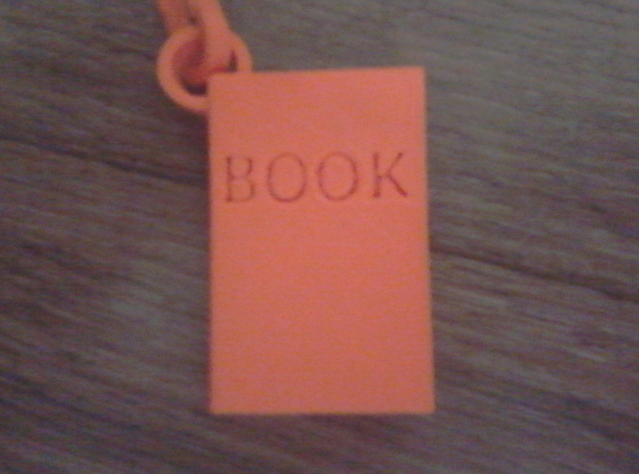 Anahtarlık kitabı (Plastik Aparattır!!!)