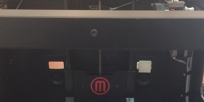 Продам Makerbot Replicator 2 Продам Makerbot Replicator 2