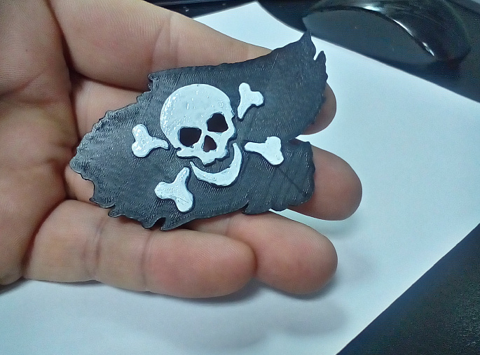 Korsan Partisi için Kara Nokta (Plastik Aparattır!!!)