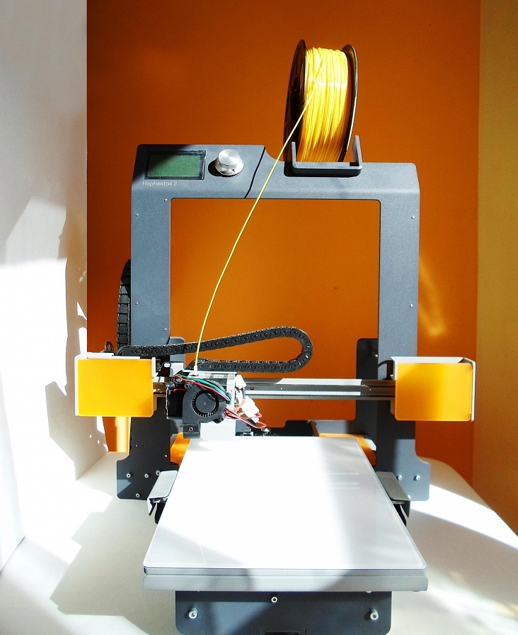 3Д принтер BQ Hephestos 2 3Д принтер BQ Hephestos 2