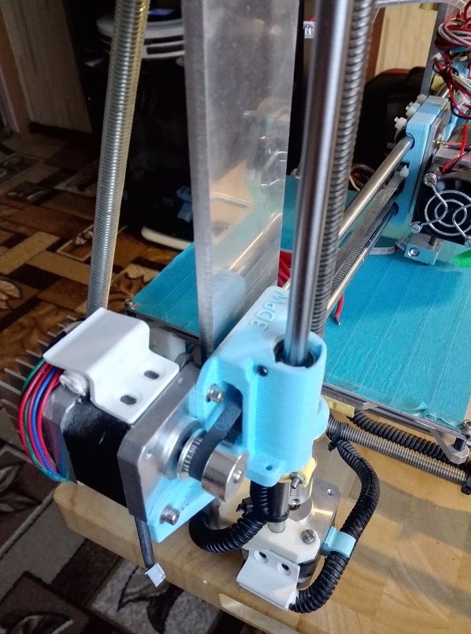 Продам принтер самопал Prusa i3 Продам принтер самопал Prusa i3