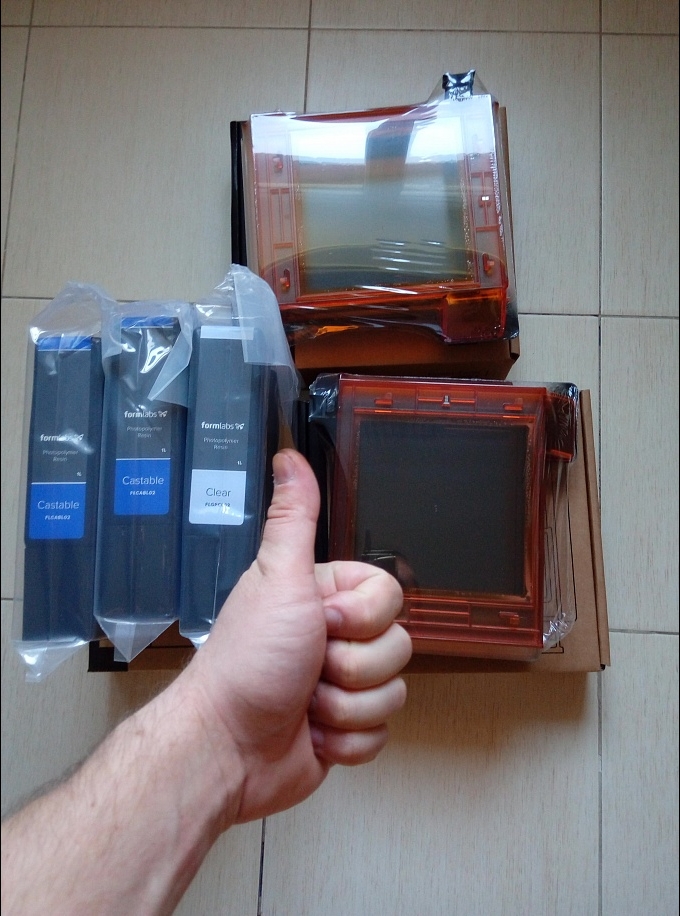 Продам новый 3D принтер Form 2