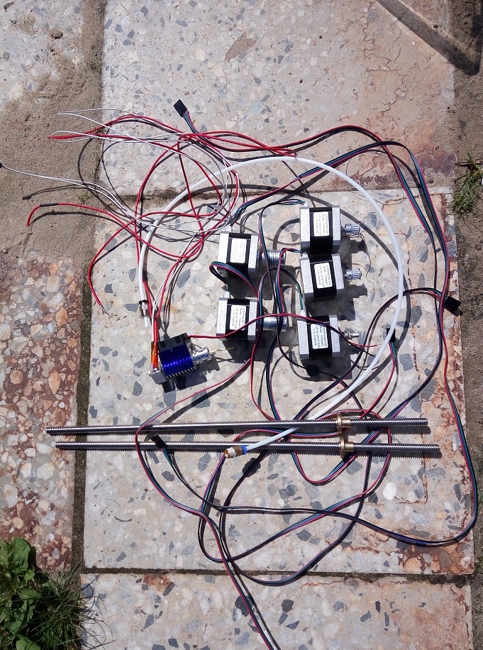 Запчасти для D-BOT