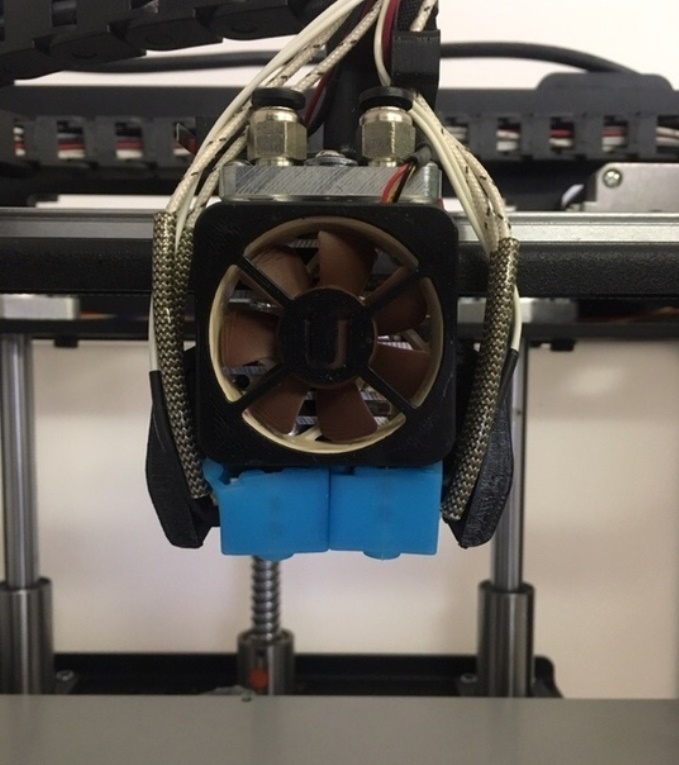 Продам новые 3D принтеры UNI (в наличии два)