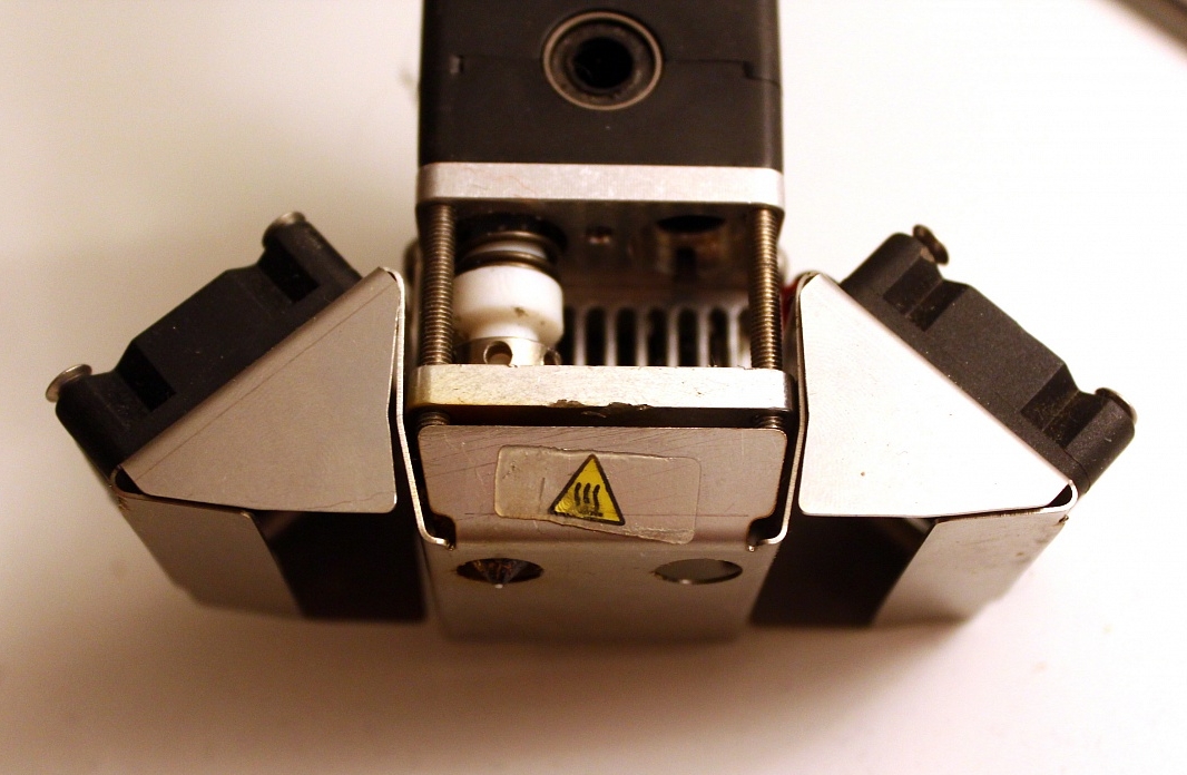 Продам б/у оригинальный "Extrusion kit" uktimaker 2