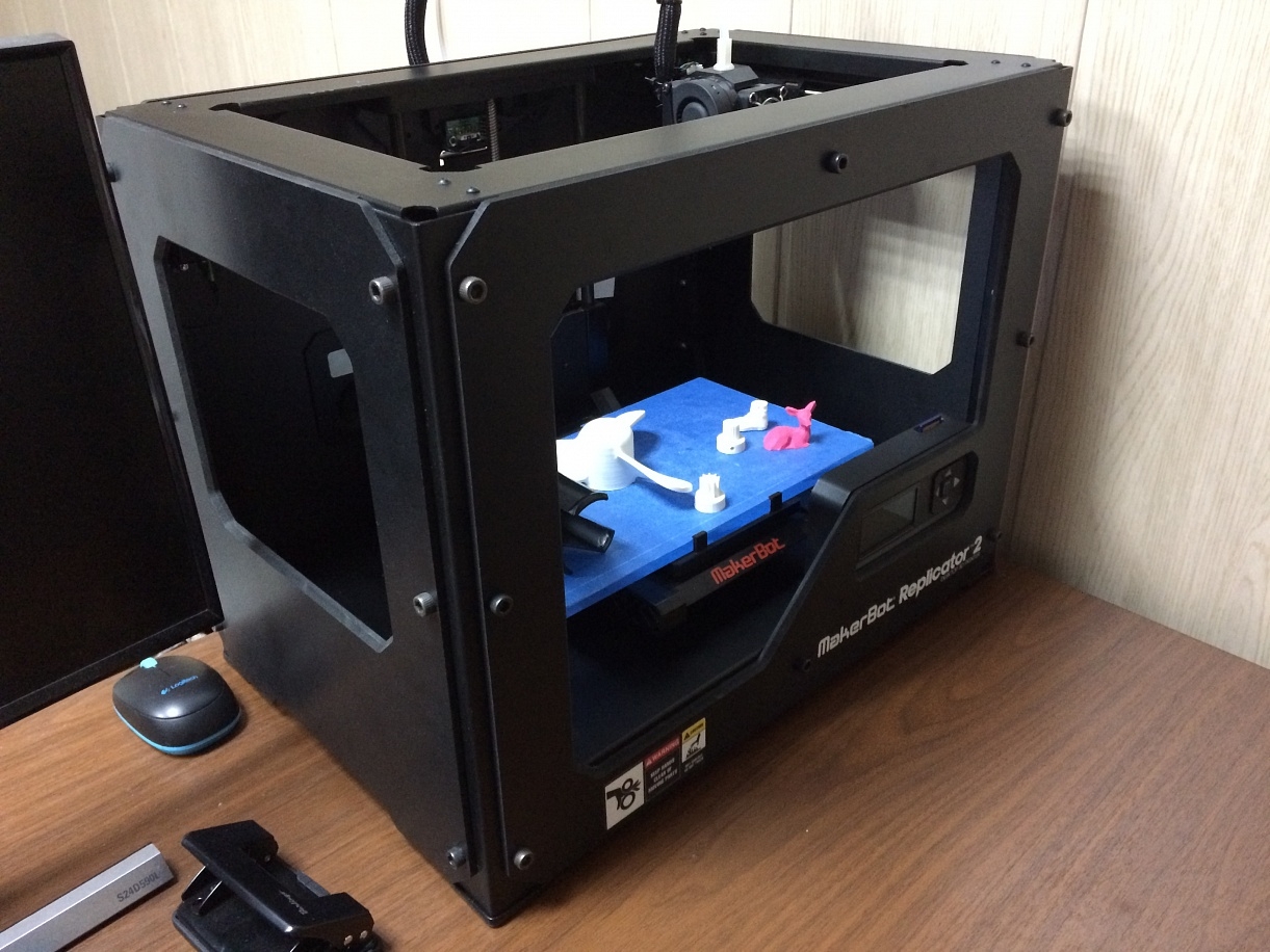 MakerBot Replicator 2 MakerBot Replicator 2