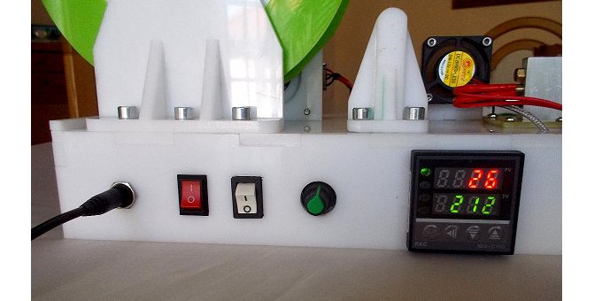 Станок для домашнего изготовления филамента 