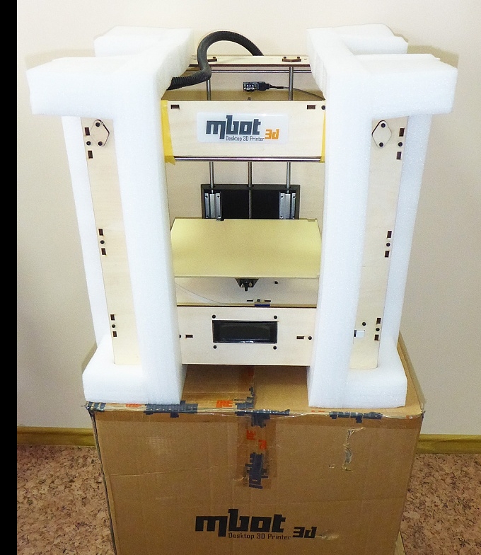 Продам новый 3D принтер MBot Cube Plywood SH