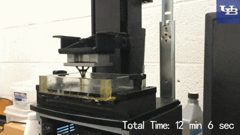 Студент собрал суперскоростной SLA 3D-принтер