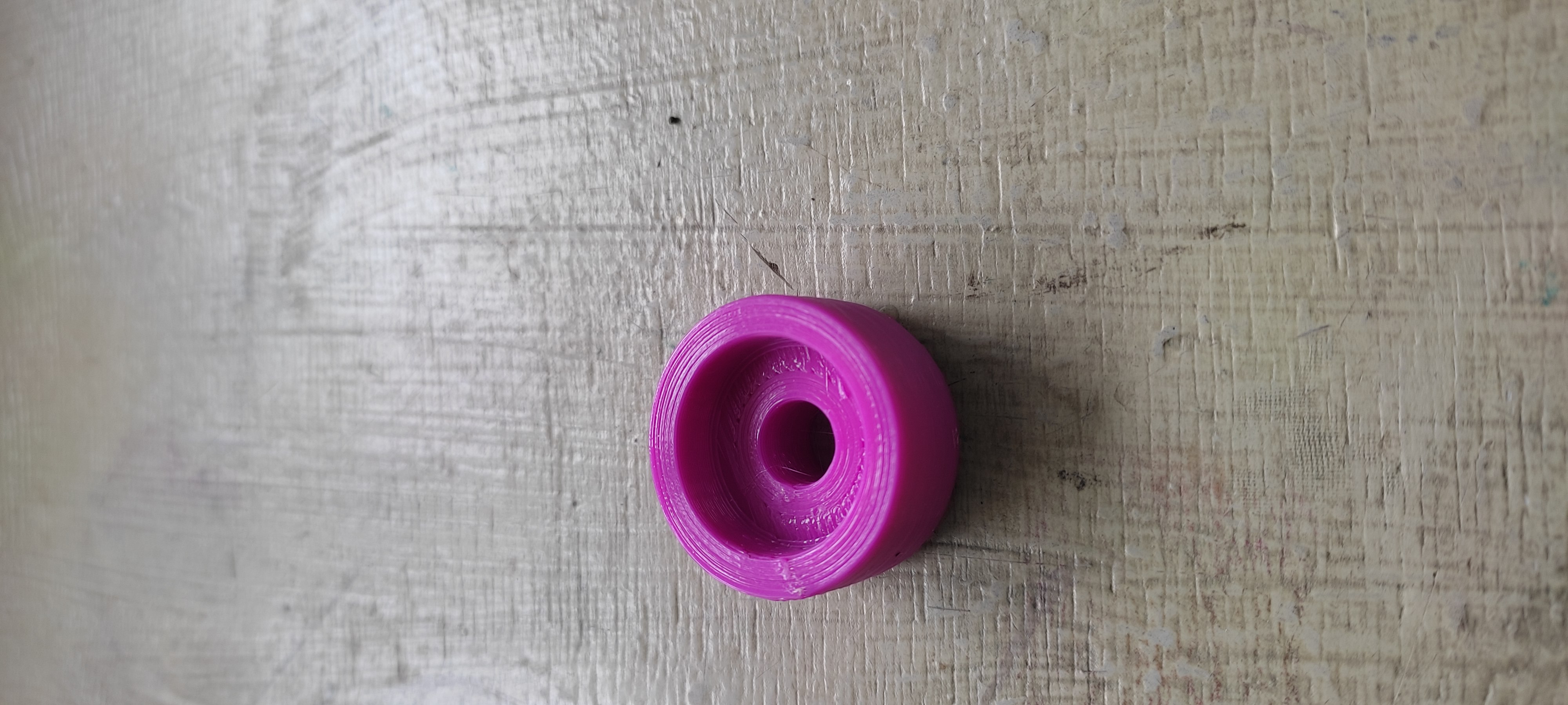 Kanepenin tekerleği f22xf8.5x16.5mm (Plastik Aparattır!!!)