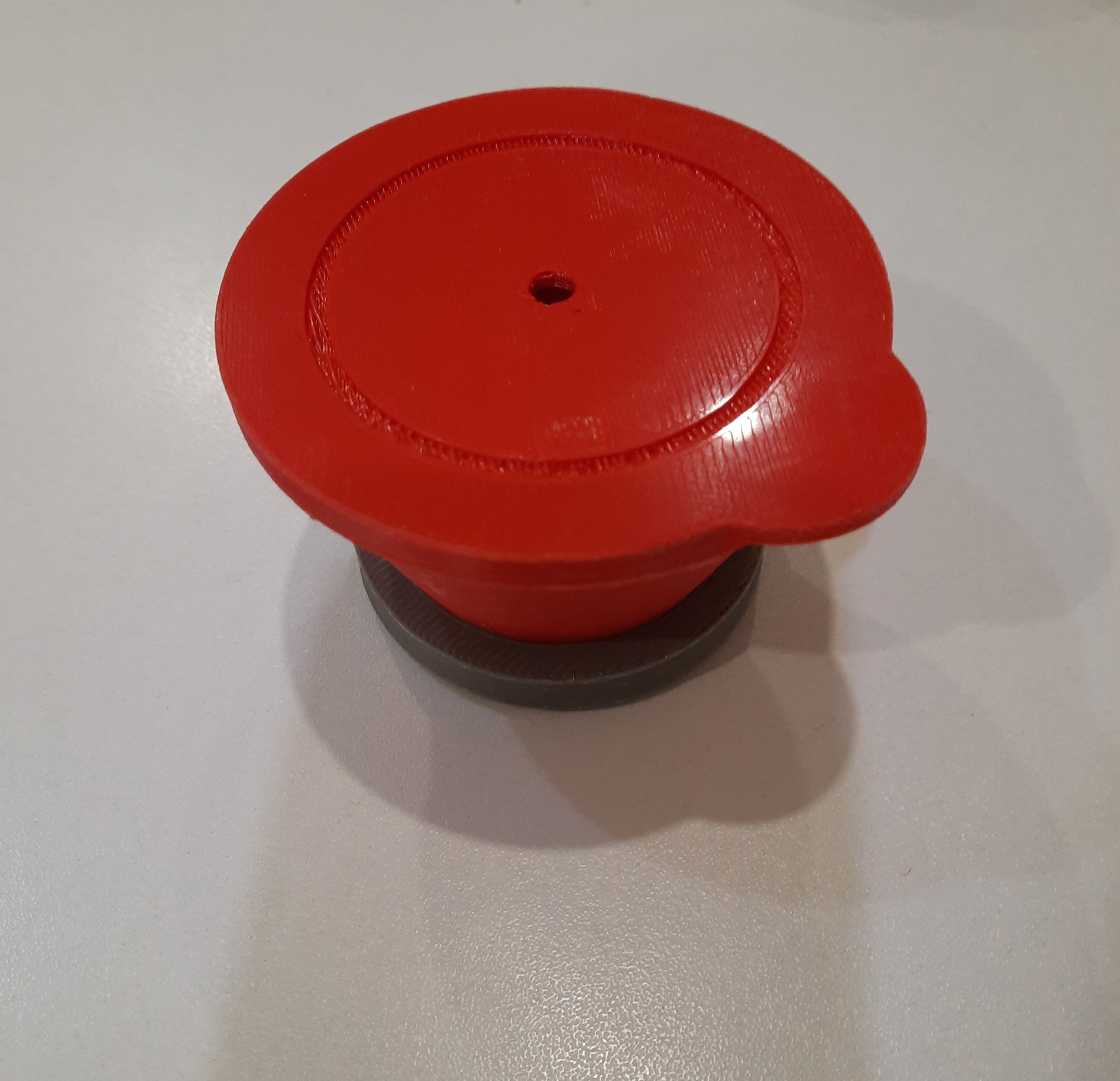 Bir ön cam yıkama tankı Nissan Kashkai J11'in genişletilmiş boynu (Plastik Aparattır!!!)