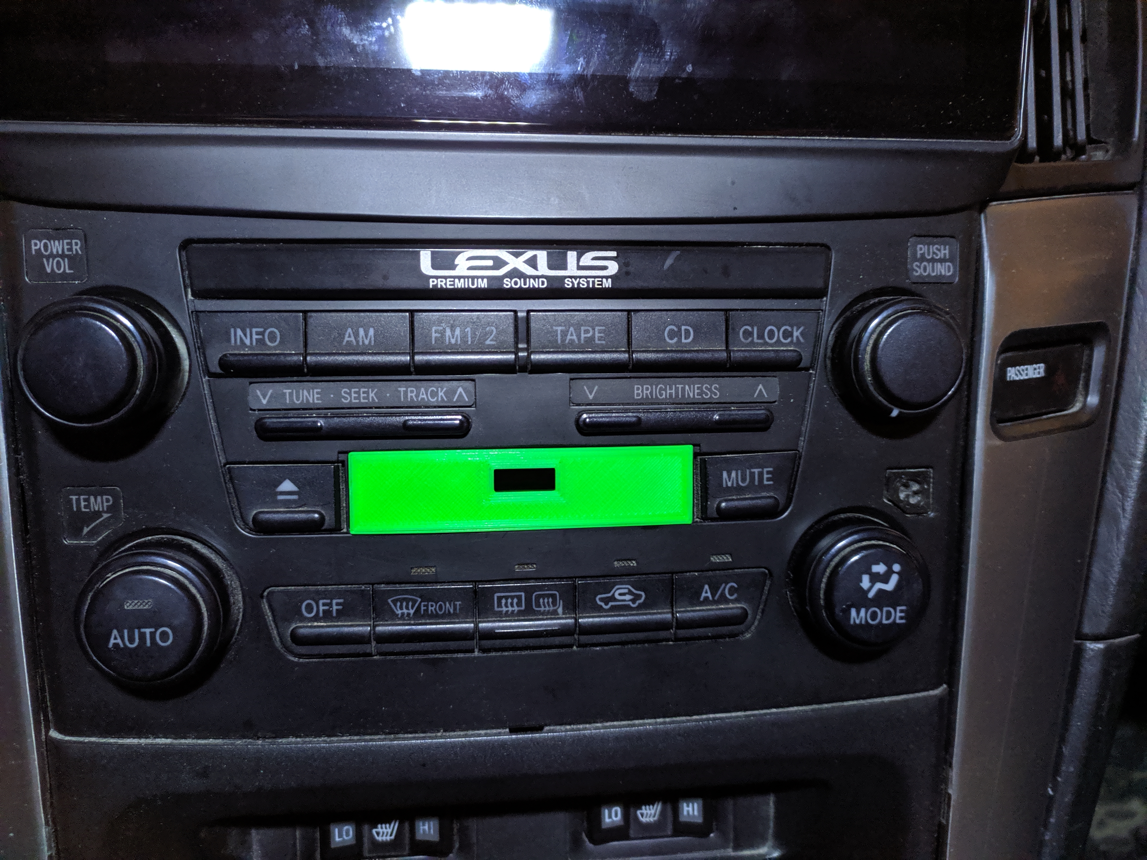 Konnektörün ESB montajı, kaset güverte lexus rx300/toyota harrier 98-03 (Plastik Aparattır!!!)