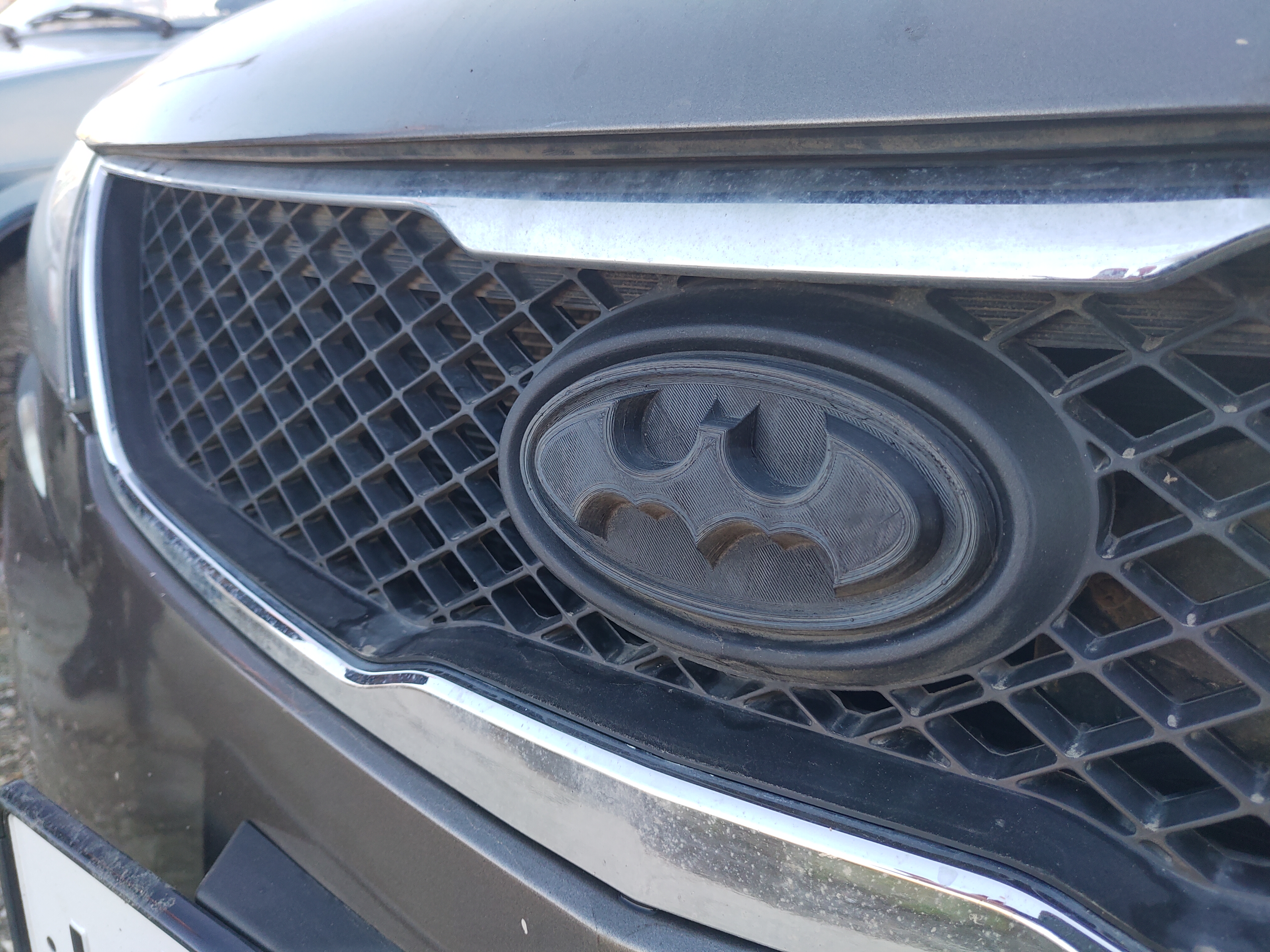 KIA Cerato'dan Batmobil (Plastik Aparattır!!!) KIA Cerato'dan Batmobil (Plastik Aparattır!!!)