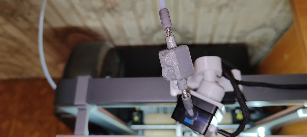 4'ü 1 arada filtre, filamenti çekerken şok/sarsıntı telafisi... (Plastik Aparattır!!!)