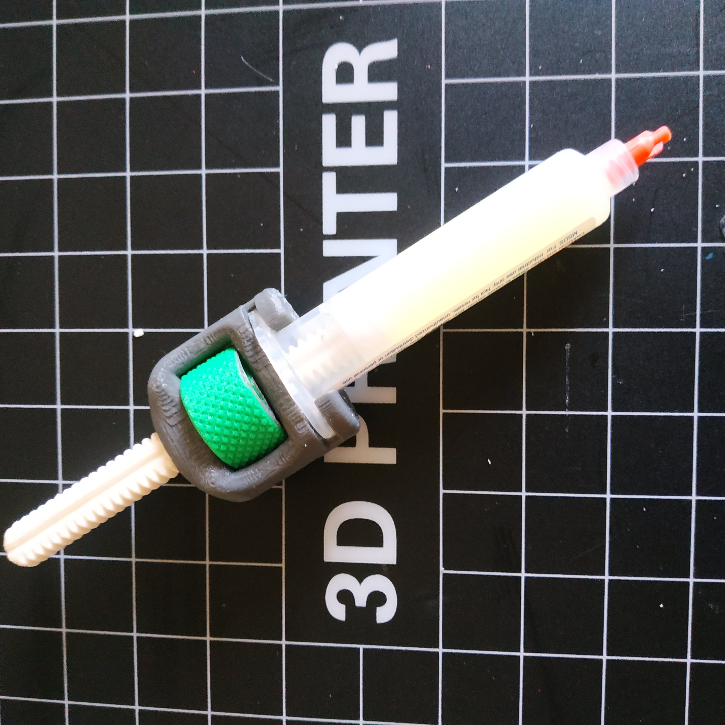 Akı veya lehim macunu ile şırınga dağıtıcısı (Plastik Aparattır!!!)