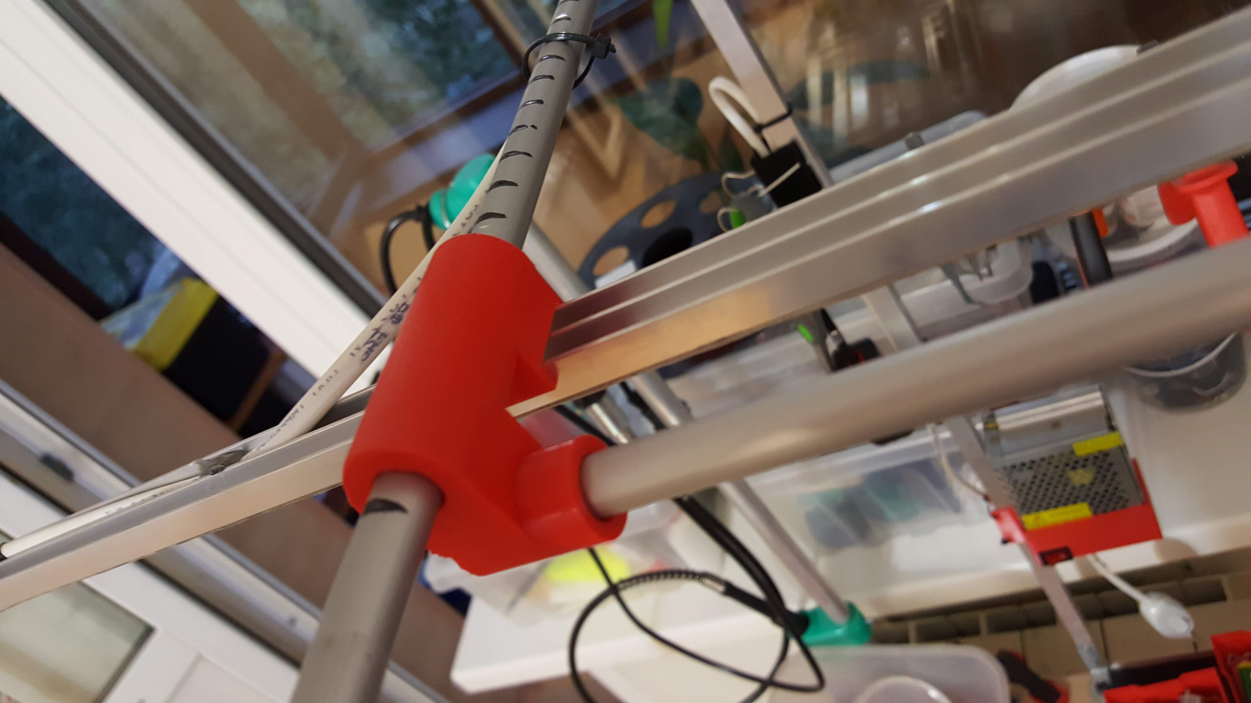 Masaüstü lambası sabittir (Plastik Aparattır!!!) Masaüstü lambası sabittir (Plastik Aparattır!!!)