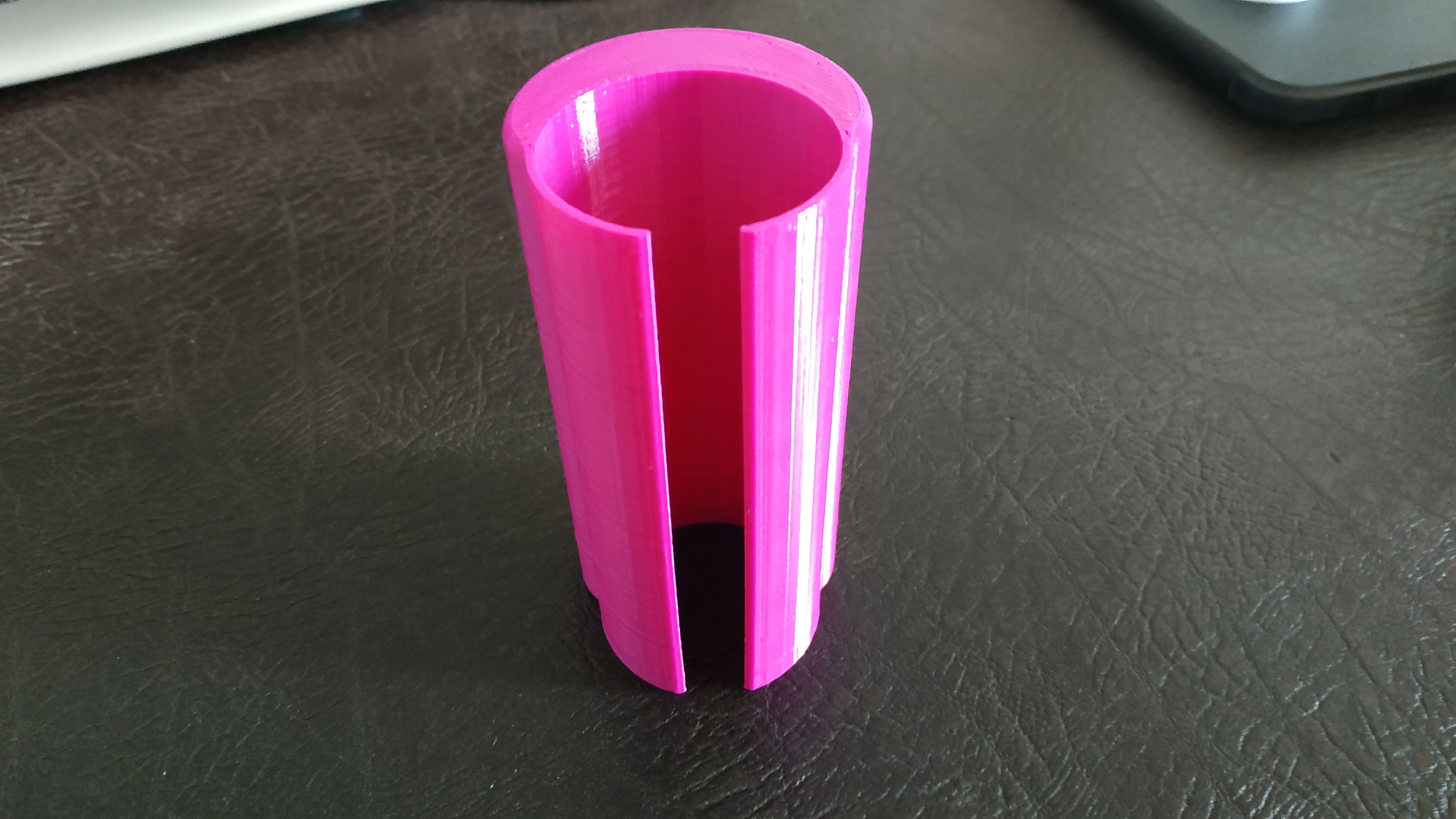 Kruger tankı için el koruması 40mm. (Plastik Aparattır!!!)