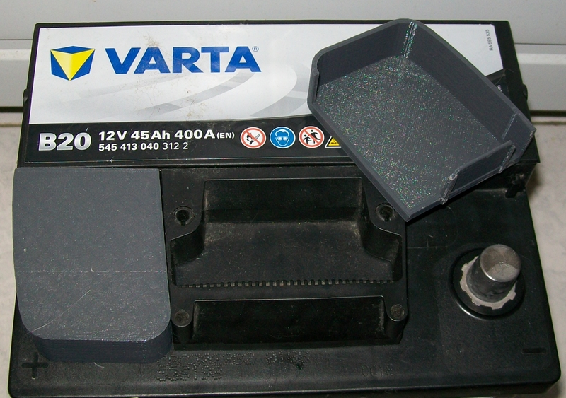 VARTA araç akü terminalleri için kapak (sol, “ayna” sağ). (Plastik Aparattır!!!)